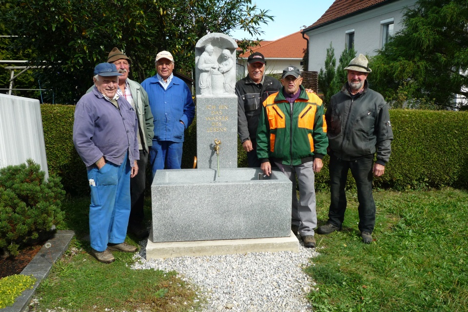 Senioren-Arbeitskreis: Neuer Brunnen am Friedhof - 16.10.2016