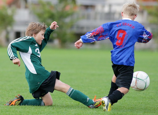 Fussball Fussball E1-Junioren gegen TV Irsee am 13.9.2013 in Irsee - Foto Peter Roth